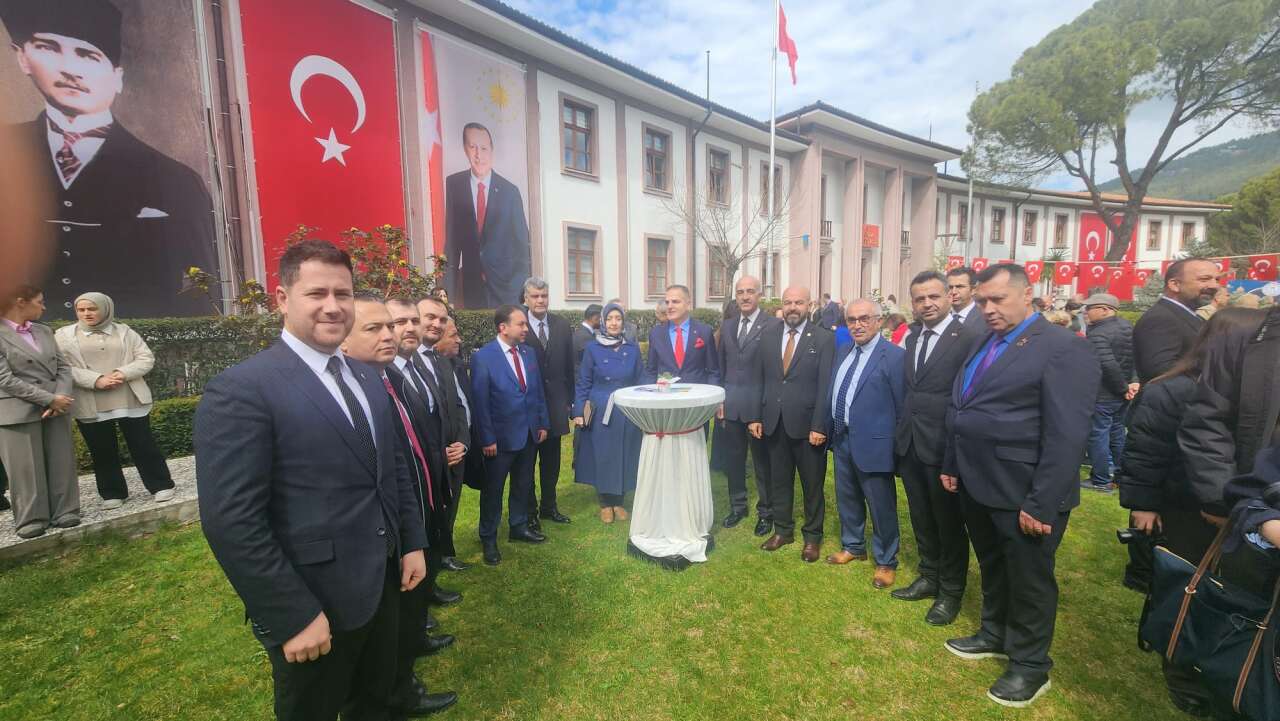 Muğla’da Protokol Bayramlaştı: Vali Akbıyık’tan Anlamlı Mesajlar 9